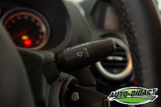 Opel Corsa 1.4-16V Cosmo picture 16