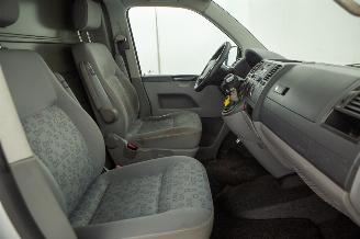 Volkswagen Transporter 2.5 TDI Automaat Airco picture 14