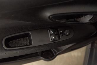 Fiat Punto 0.9 TwinAir Street Airco picture 11