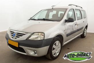 Schadeauto Dacia Logan 1.6 Lauréate 2007/5