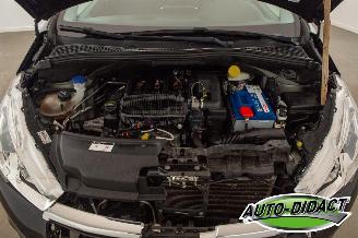 Peugeot 208 1.2 PureTech 66.812 km NAP Airco Blue Lion picture 43