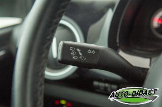 Volkswagen Up! 1.0 high up! Airco Stoelverwarming picture 11