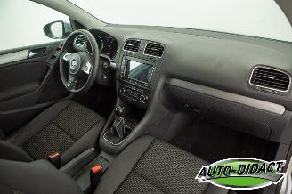 Volkswagen Golf 1.6 TDI Navi Clima picture 17