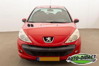 Peugeot 206 1.1 XR picture 26