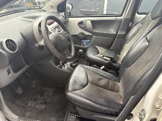 Toyota Aygo 1.0 12V Xcite White picture 25