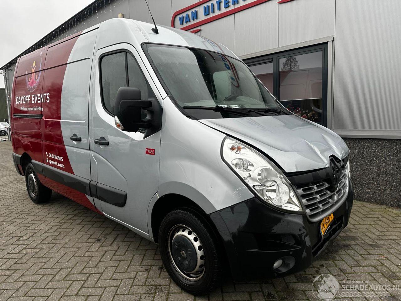 Renault Master T35 2.3dCi L2H3
