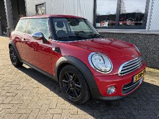 krockskadad bil auto Mini Mini 1.6 One Chili 2014/5