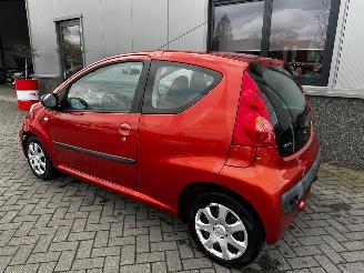 Peugeot 107 1.0 12V Sublime picture 18