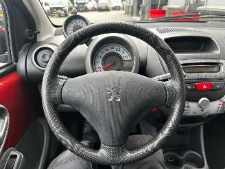 Peugeot 107 1.0 12V Sublime picture 11