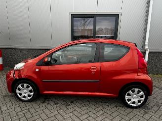 Peugeot 107 1.0 12V Sublime picture 19