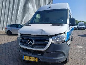 Vaurioauto  passenger cars Mercedes Sprinter Sprinter 3,5t (907.6/910.6) Van 316 CDI 2.1 D RWD (OM651.958) [120kW] =
 (02-2018/12-2021) 2019/6