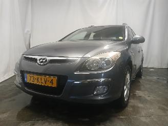 krockskadad bil auto Hyundai I-30 i30 Crosswagon (WWH) Combi 1.4 CVVT 16V (G4FA) [80kW]  (11-2009/06-201=
2) 2010/1