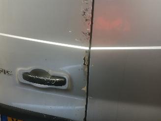 Renault Trafic Trafic (1FL/2FL/3FL/4FL) Van 1.6 dCi 125 Twin Turbo (R9M-452(R9M-D4)) =
[92kW]  (07-2015/...) picture 21