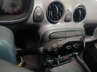 Hyundai Atos Atos Hatchback 1.1 12V (G4HG) [46kW]  (01-1997/12-2008) picture 15