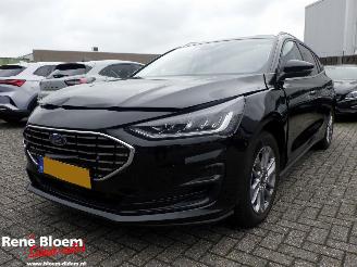 uszkodzony samochody osobowe Ford Focus 1.0 Ecoboost Hybrid Titanium 2024/7
