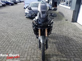 Honda  CRF 1100 Africa Twin DCT picture 8