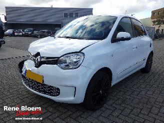 Renault Twingo Z.E. R80 E-Tech Série Limitée Urban Night 22kWh picture 3