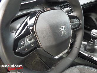 Peugeot 208 1.5 BlueHDi Allure Pack picture 14