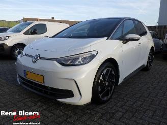 Schadeauto Volkswagen ID.3 Pure Business 52kWh 2025/7