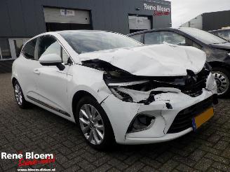 Renault Clio 1.0 TCE Intens 5drs Navi picture 2