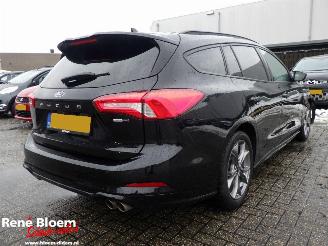 Schadeauto Ford Focus 1.0 EcoBoost Hybrid ST-Line X Business 2021/9