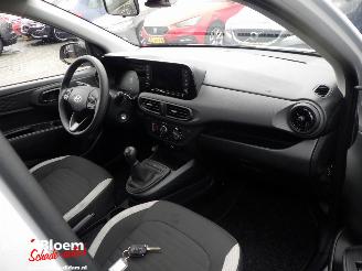 Hyundai I-10 1.0 Comfort 5ds Navi picture 11