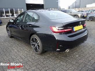 BMW 3-serie 318i M-pakket Automaat picture 2