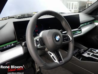 BMW 5-serie 520i M-pakket Full Option 190pk picture 21