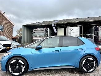 Avarii autoturisme Volkswagen ID.3 Pro S Bus 77kWh 204pk aut - 38dkm nap - 1e eig - navi - massage + mem l+r - cam - stoelverw - keyless - sfeerverl 2024/4