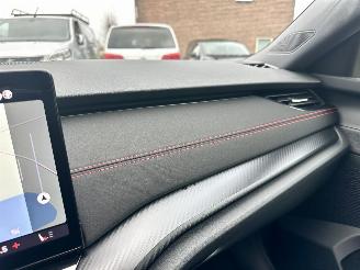 Skoda Octavia RS 2.0 TSI 265pk Aut + F1 Combi - pano - crystal light - front + line + side assist - virtual - 19 inch - keyless picture 55