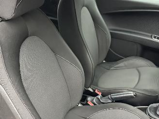 Alfa Romeo MiTo 1.4i 79pk 6-bak Distinctive - airco - elektr ramen + spiegels - lmv - radio - boekjes + sleutels compl picture 44