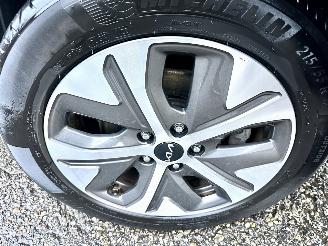 Kia e-Niro 64kWh 204pk aut DynamicPlusl - nap - schuifdak - carplay - keyless - stuurverw - front + line assist picture 82