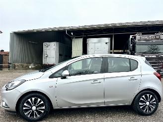 uszkodzony samochody osobowe Opel Corsa-E 1.0 Turbo Online Edition 2017/9