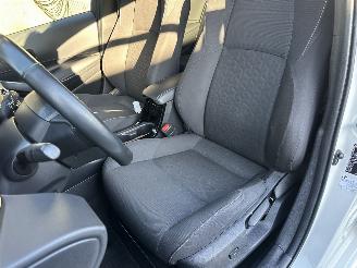 Suzuki Swace 1.8 Hybrid 148pk aut Style - front + line + side + park assist - camera - keyless - stoelverw - stuurverw - parelmoer picture 19