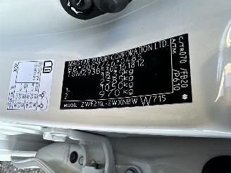 Suzuki Swace 1.8 Hybrid 148pk aut Style - front + line + side + park assist - camera - keyless - stoelverw - stuurverw - parelmoer picture 99