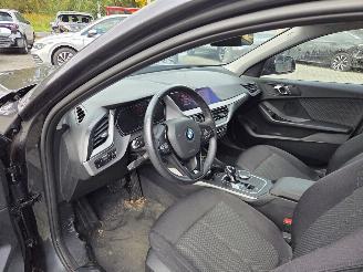 BMW 1-serie 118i 103KW AUTOMAAT  / NAVI / CAMERA picture 17