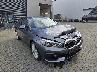 BMW 1-serie 118i 103KW AUTOMAAT  / NAVI / CAMERA picture 10