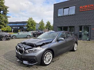 BMW 1-serie 118i 103KW AUTOMAAT  / NAVI / CAMERA picture 2