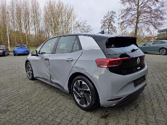 Volkswagen ID.3 Pro Performance 1ST 62kWh 150 KW 204pk / ACC / 18\" Lmv picture 6