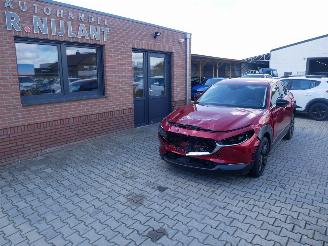 krockskadad bil auto Mazda CX-30 SKYACTIVE X 2023/11