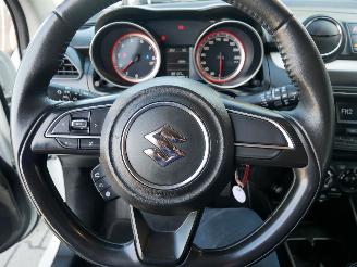 Suzuki Swift  picture 16