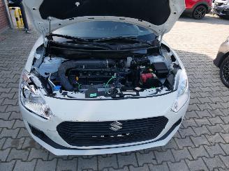 Suzuki Swift  picture 6