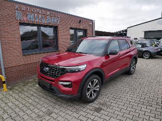 skadebil auto Ford Explorer ST-LINE AWD 7-PERSOONS PLUG-IN LEER LED PANORAMADAK. 2023/4