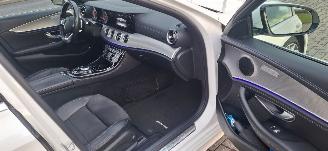 Mercedes E-klasse E200 Aut. AMG-LINE  AmbientLight  HalfLeer Navi Pano/SchuifDak StoelVerwarming NL-AUTO Schadevrij picture 11