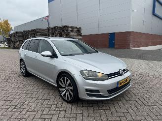 Coche accidentado Volkswagen Golf 1.6 TDI DSG Highline 2013/11