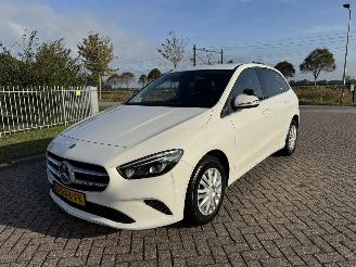 uszkodzony samochody osobowe Mercedes B-klasse B 200d Aut. Euro6 2021/9