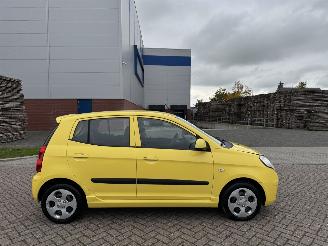 Kia Picanto 1.0 46kw AIRCO picture 5