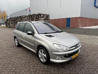 Peugeot 206 SW 1.4 16V XS Clima picture 4