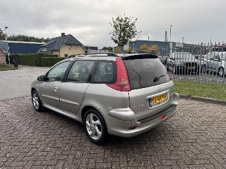 Peugeot 206 SW 1.4 16V XS Clima picture 3