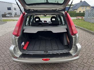 Peugeot 206 SW 1.4 16V XS Clima picture 13